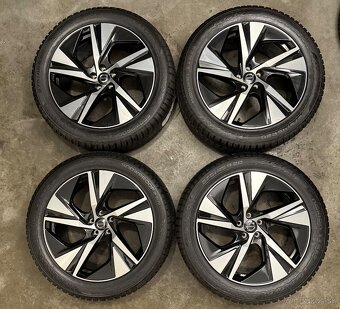 Nepoužitá zimná sada Volvo XC90 - 5x108 R20 , 275/40/20 - 4