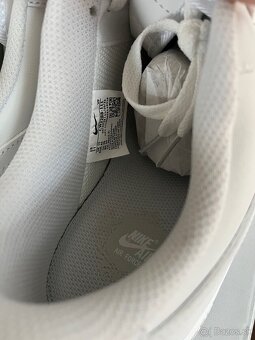 Nike - 4