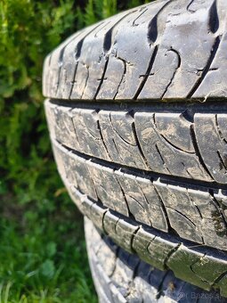Predám letné pneumatiky 215/65 R15 - 4