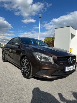 Mercedes Benz CLA 180 - 4