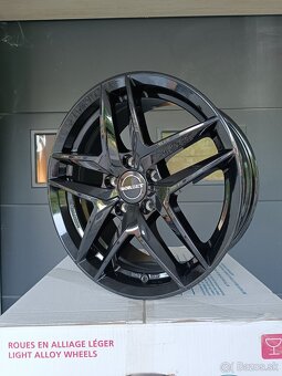 5x112 R17 Borbet - 4