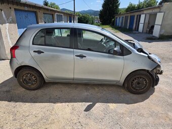 Toyota yaris 2006 - 4
