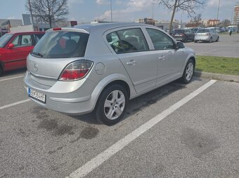 Opel Astra h 1.6 - 4
