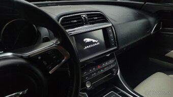 Jaguar XE R-SPORT 4 X 4 AWD Biturbo diesel..r.v.2018 - 4