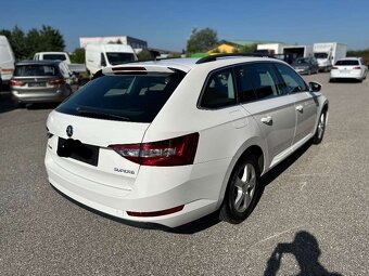 Predám Škoda Superb 3 combi obsah 2 liter desel ročník 2016 - 4