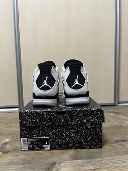 Jordan 4 Retro Military Black - 4