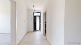 Na predaj novostavba – 4-izbový rodinný dom v dvojdome s poz - 4
