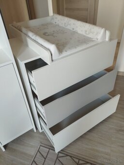 Prebaľovací pult - 4