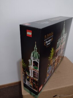 LEGO Icons 10297 Butikový hotel - 4
