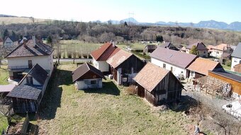 Zrekonštruovaný 4-izbový rodinný dom s garážou GALOVANY - 4