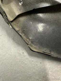 Blatník pravý Jaguar XE 2019 - 4