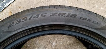 235/45r18 Pirelli Pzero - 4