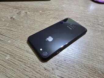 Iphone 8 256gb plnefunkcny s novou bateriou ma len bezne zna - 4