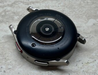 Samsung Galaxy Watch 5 Pro 45mm, natural titanium - 4