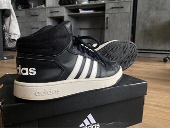 Zvysene botasky Adidas model HOOPS 2.0 MID - 4