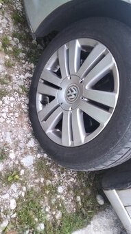 Touran 1,9tdi 66kw facelift - 4