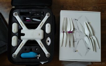 Xiaomi Mi Drone 4K + box, batoh, 3ks baterie, quick charger - 4