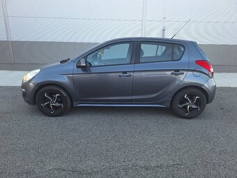HYUNDAI i20 - 4