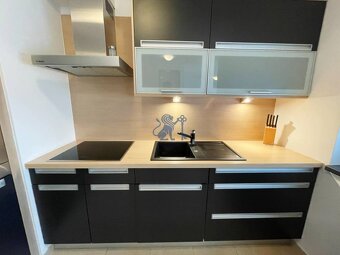 Na prenájom veľký 2- izb. byt na začiatku Koliby s terasou a - 4