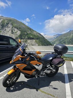 PREDÁM HONDA VFR 800X CROSSRUNNER ZA 5100 EUR  - 4