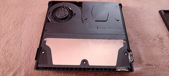 Ps4 pro na opravu - 4