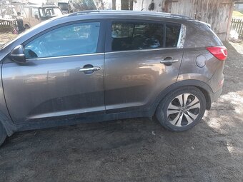 KIA Sportage 1.7 CRDI - 4