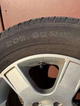 Elektróny originát Škoda + pneu - 4