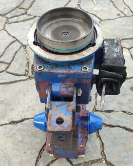 MALOTRAKTOR AGZAT - 4