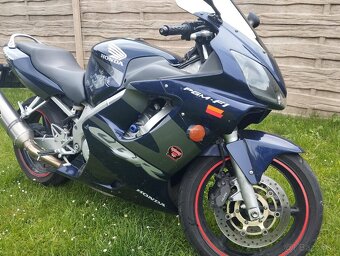 HONDA CBR 600F - 4