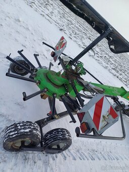 Zhrňovač sena, hrabačka, riadkovač sena, dvojrotor, deutz - 4