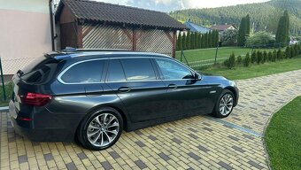 BMW Rad 5 Touring 530d xDrive - 4
