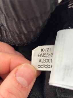 Predám Adidas tepláky - 4