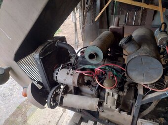 Doma robený traktor - 4
