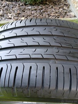 245/45 r18  letné pneu.6 mm DOT.3922 - 4