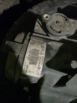 Passat b6 predne svetlá - 4