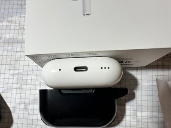 AirPods pro 2 USB-c - 4
