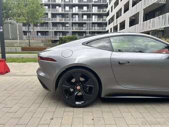 Jaguar F-Type P300 First Edition - 4