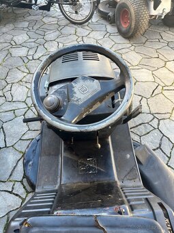 Traktorova kosacka Husqvarna - 4