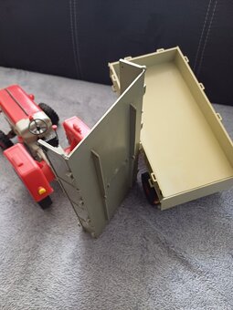 Predám traktor piko anker. - 4