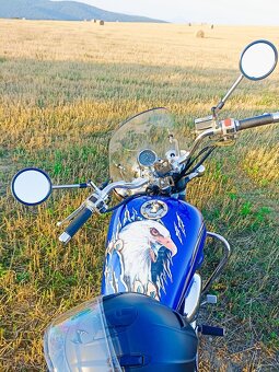 Suzuki Marauder VZ800 - 4