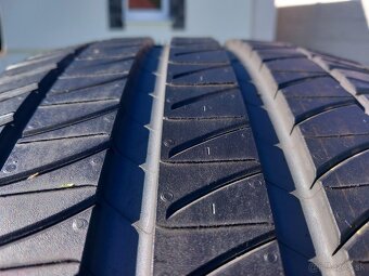 Dvojrozmer 275/40 r19 a 245/45 r19 michelin - 4