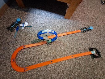 Hot Wheels - 4