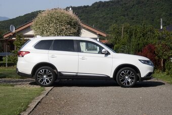Mitsubishi Outlander 2.0 MIVEC Intense 4WD CVT - 4