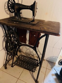 Starožitné krajčírske stroje - 4