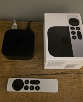 Apple iPhone 15 Plus 128 GB (čierny) + AirPods Pro 2 (USB-C - 4