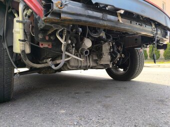 Ford Fusion 1.6 - 4