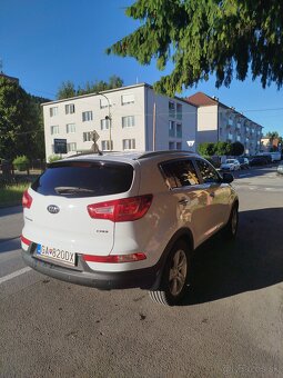 Kia Sportage 2.0 CRDI AT - 4