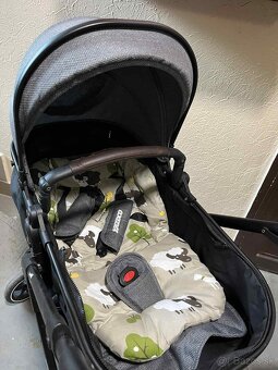 Ponúkam na predaj kočík - 4