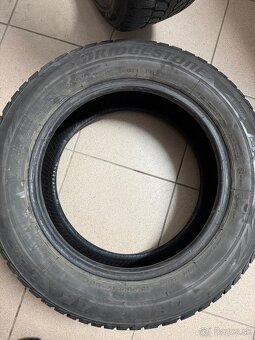 Gumy 185/65 r15 - 4