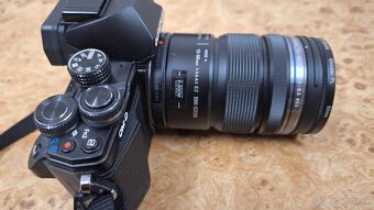Olympus OM-D E-M II - 4